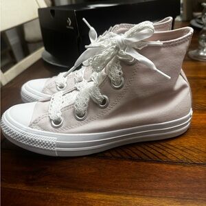 Women's Pink Converse High-Top Sneakers with Crotchet Laces size 7